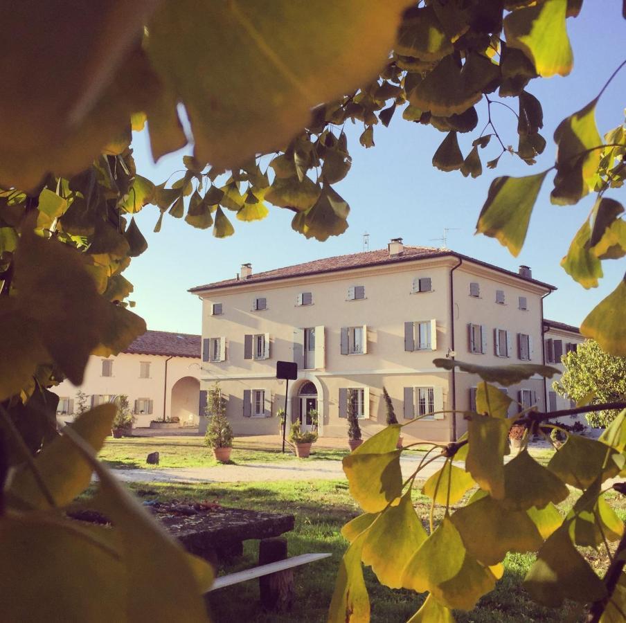 Villa Pacchioni Cavezzo Εξωτερικό φωτογραφία